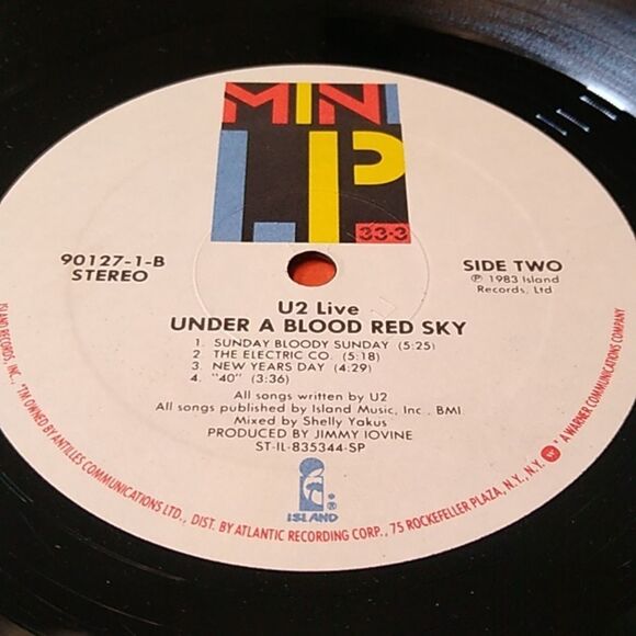 U2 'Under a Blood Red Sky' Vinyl Record - Picture 10 of 10